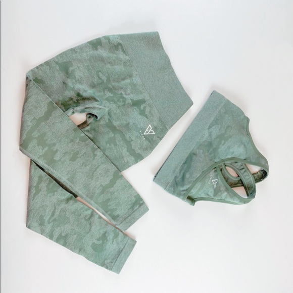 Sage Camo set - Picture 1 of 4